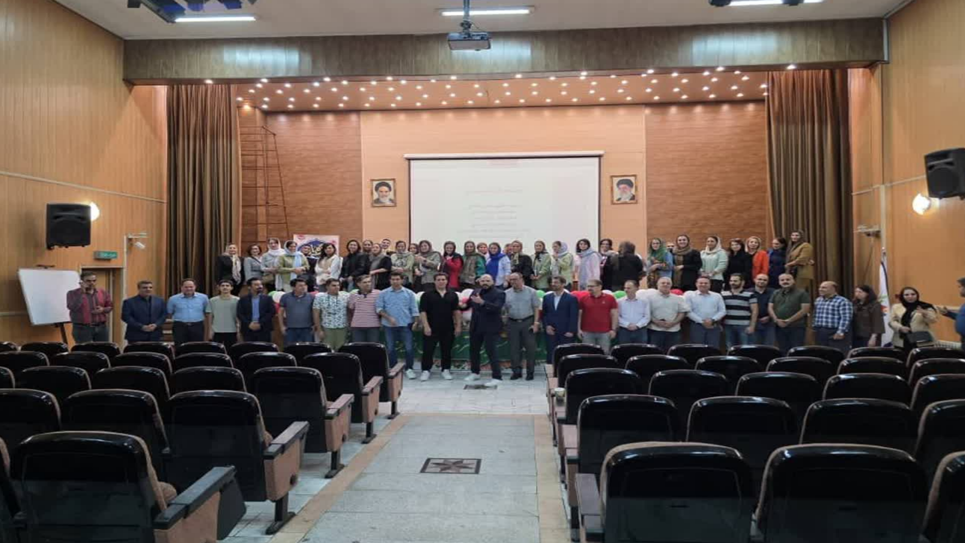 جلسه آموزش خانواده دکترمرتضوی