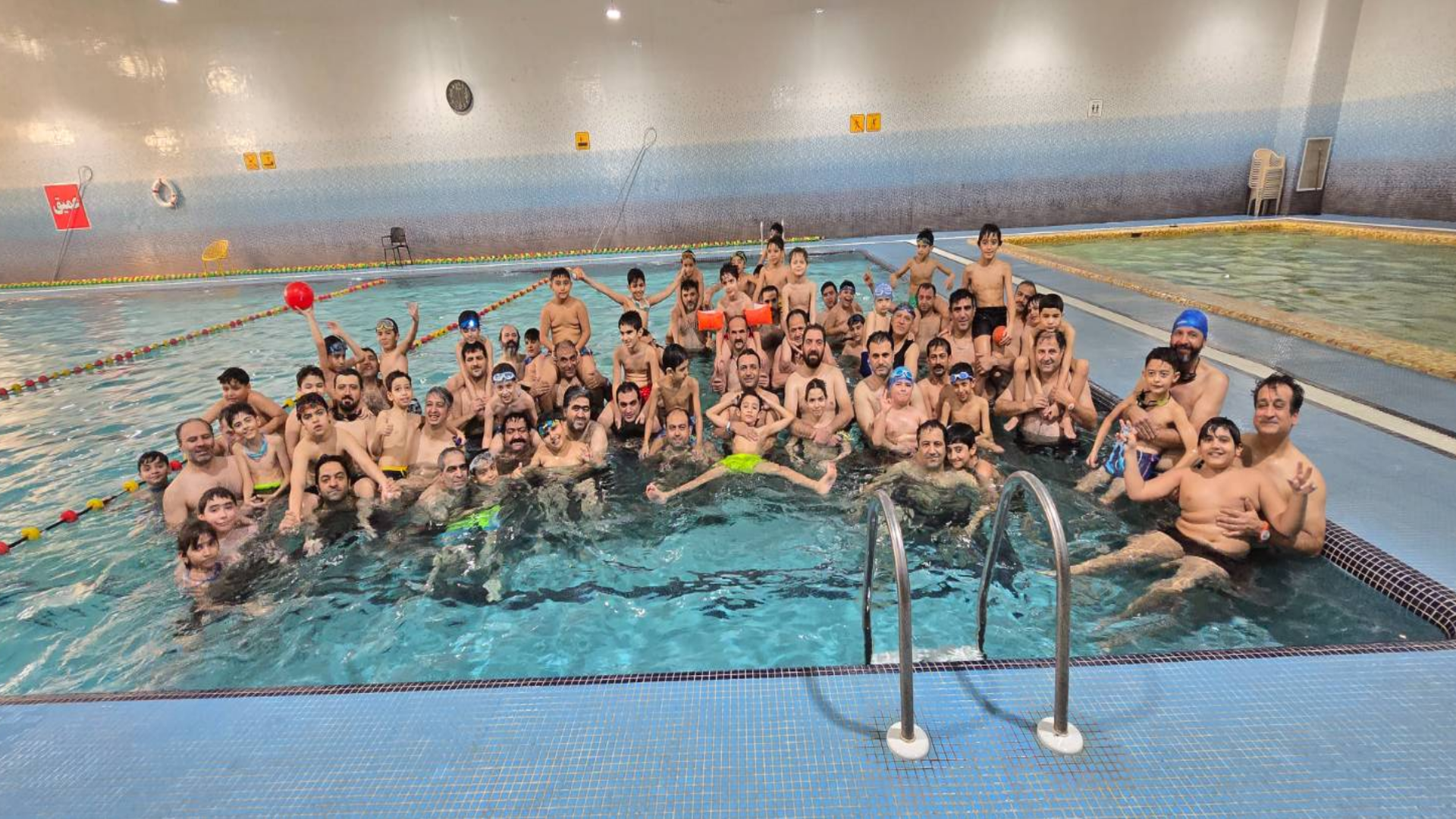 استخر ویژه ی پدران و پسران 